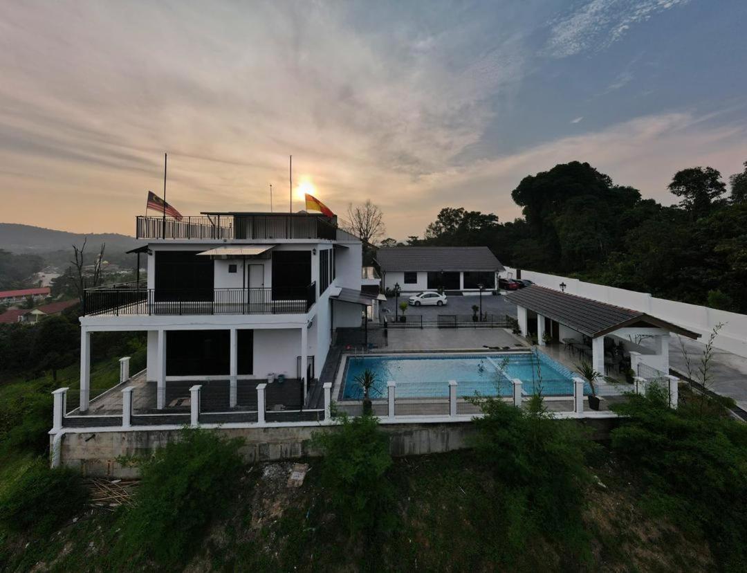 Jenderam Hill Villa Sepang Luaran gambar